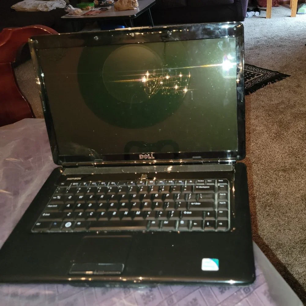 Dell Inspiron 1545 Laptop